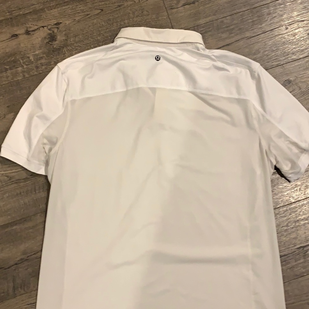 Lululemon sport vented collared shirt